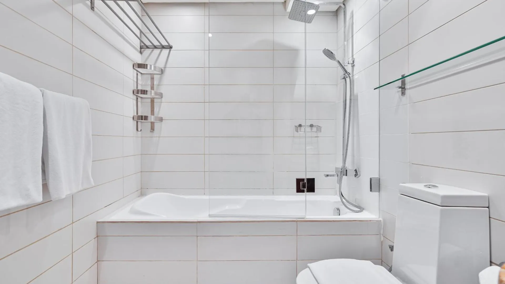 Dreaminn-Luxuxry 1Br Podium II Dubai 0*,  United Arab Emirates